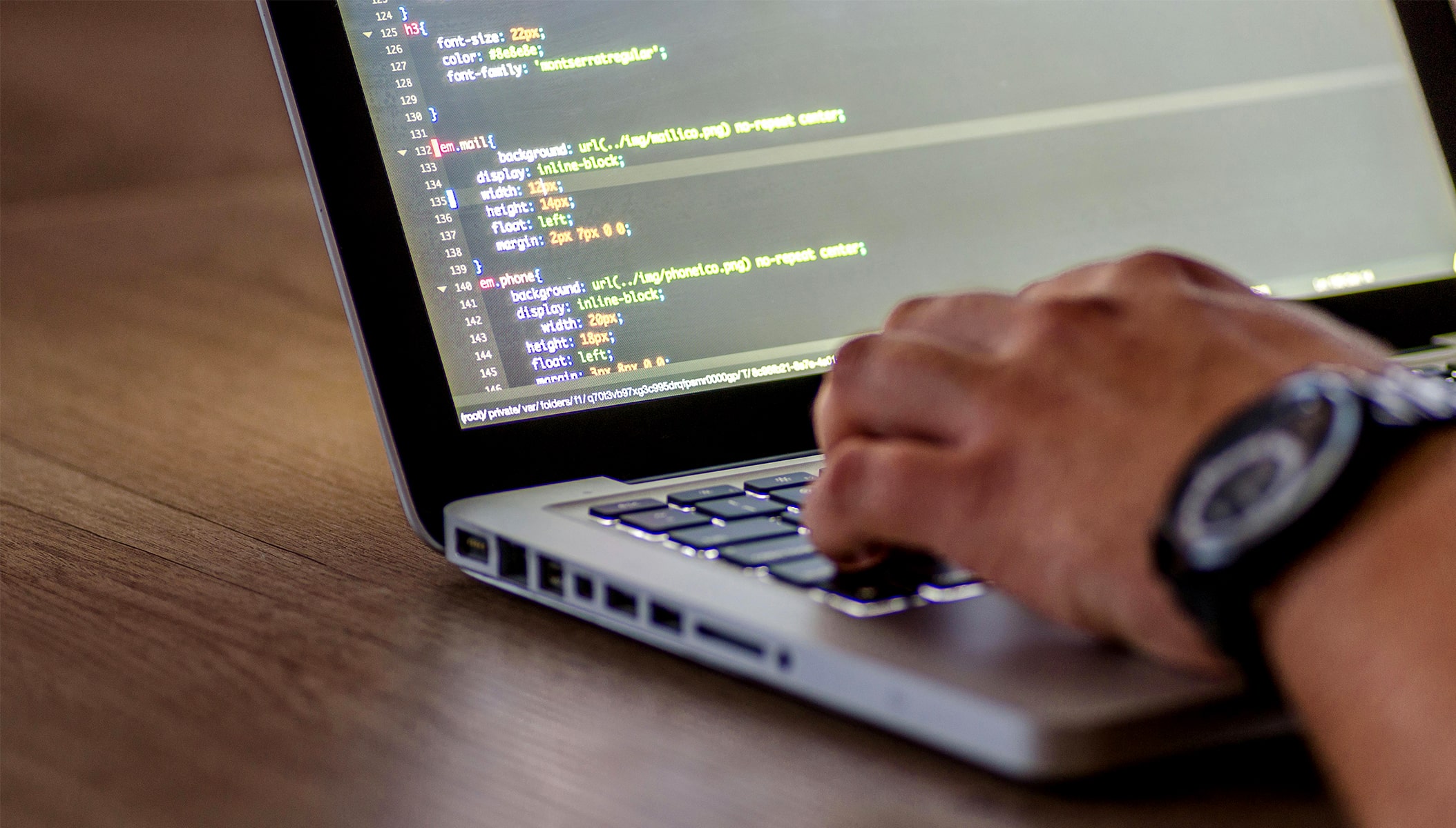 Software development & Maintenance 3-min